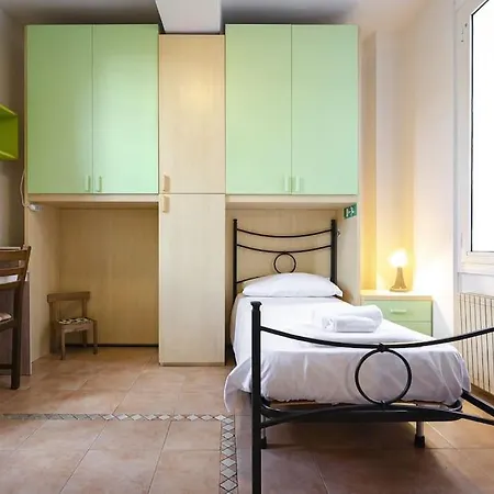 Paolo Fabbri Home, Comodo A Centro E Universita